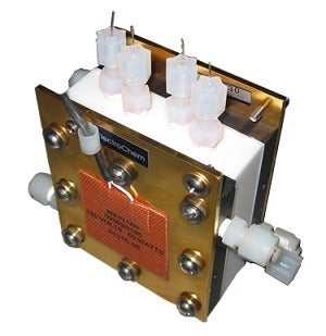 膜導電率測定セル　BTシリーズ BT-115（セル組み付け時）